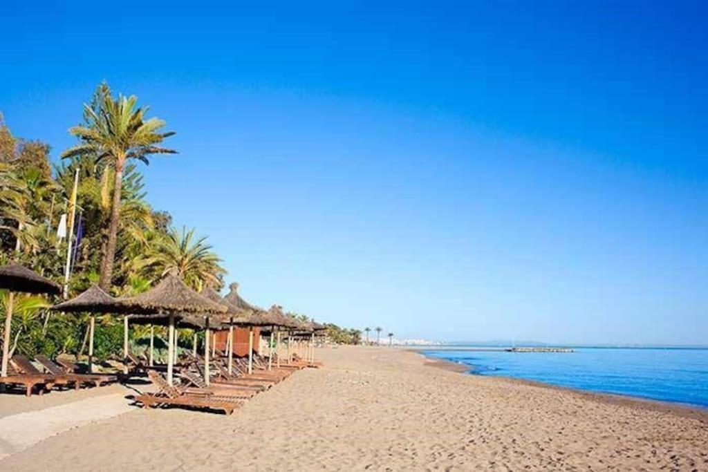 Ferienhaus Sea View In Marbella
